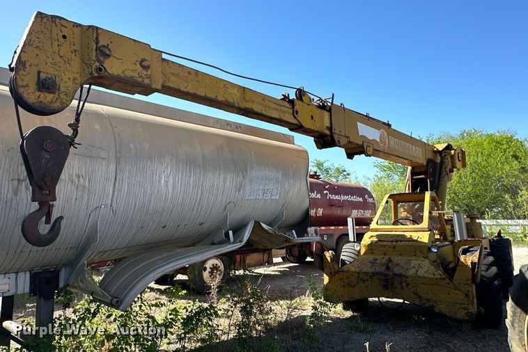 Pettibone  15 MultiKrane  crane  - OM9485