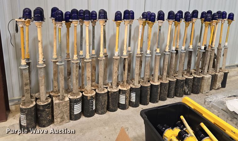 Airfield security lights - EK5872