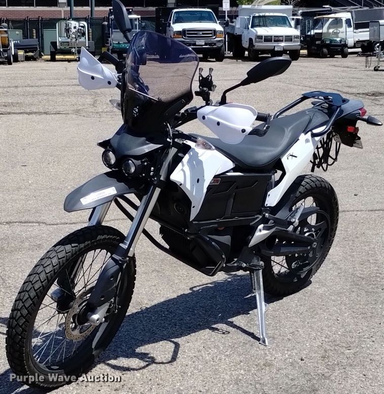 2016 Z-Force FX  motorcycle - LO9009