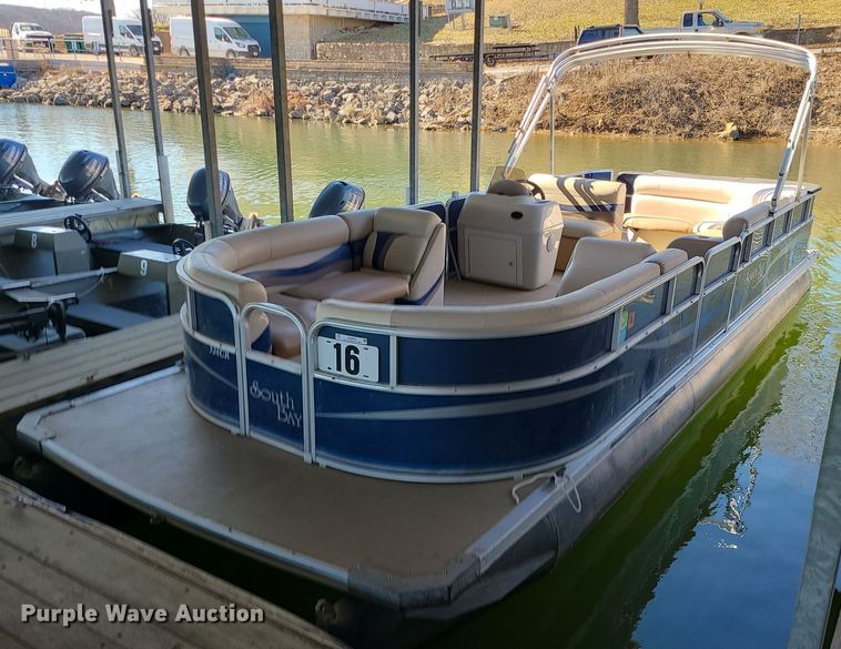 2011 South Bay 524CR pontoon boat - MQ9646