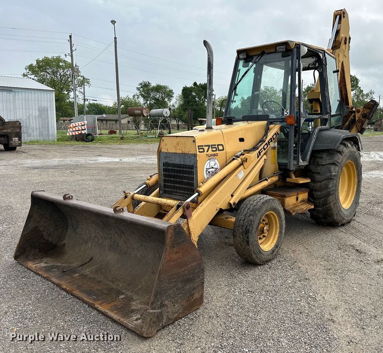 New Holland  575D backhoe - NR9878