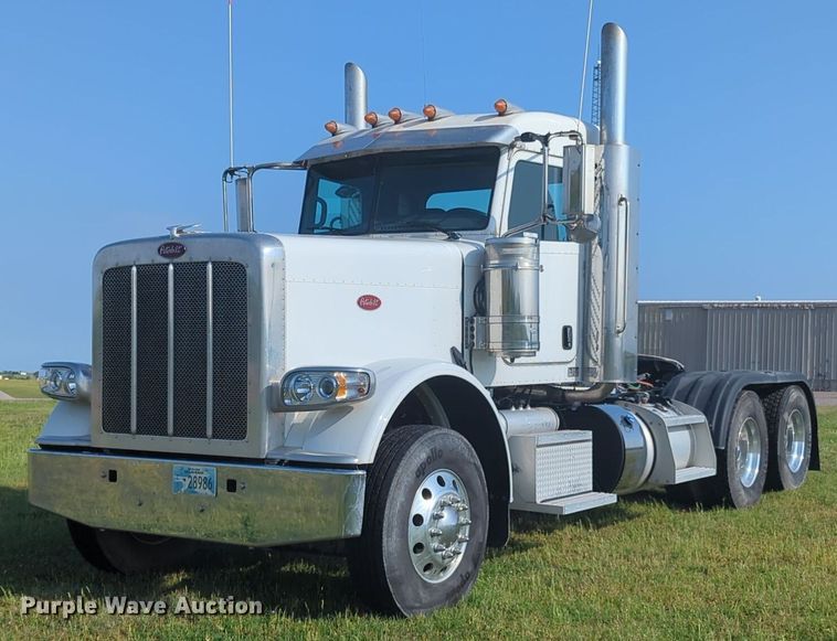2024 Peterbilt 389 semi truck - NZ9698