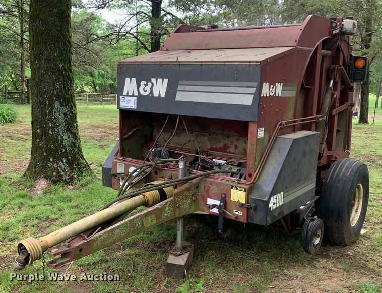 M&W 4500 round baler - DM7824