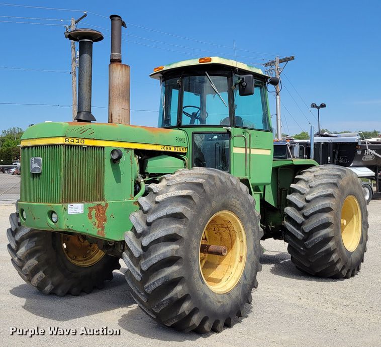 2006 John Deere 8430 4WD tractor - DP1398