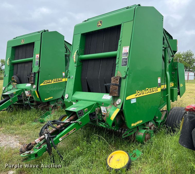 John Deere 467 round baler - DS2967