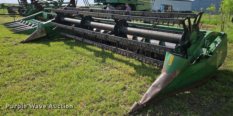 John Deere  220 flex head - EI3799