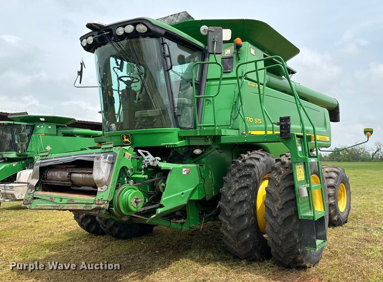 2011 John Deere 9770 STS RWA combine - EJ0524