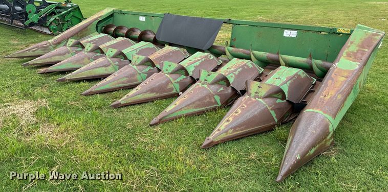 John deere  843 corn head - EJ0526