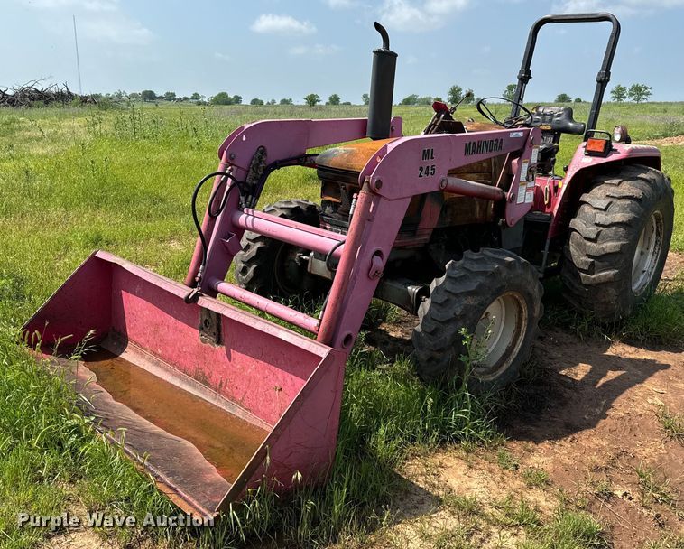 Mahindra 4530 MFWD tractor - EJ0617