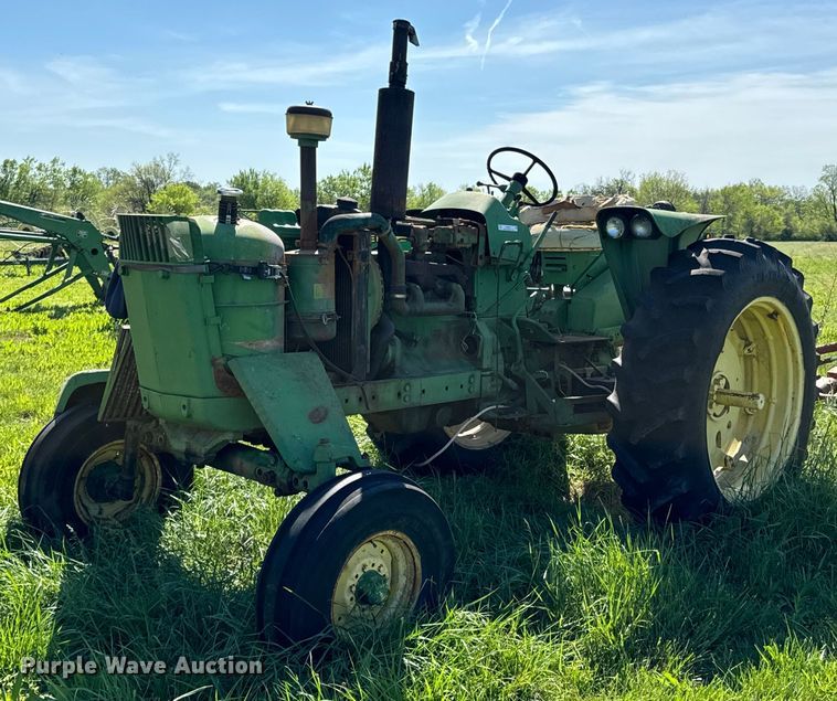 1961 John Deere 3010 tractor - ND9247