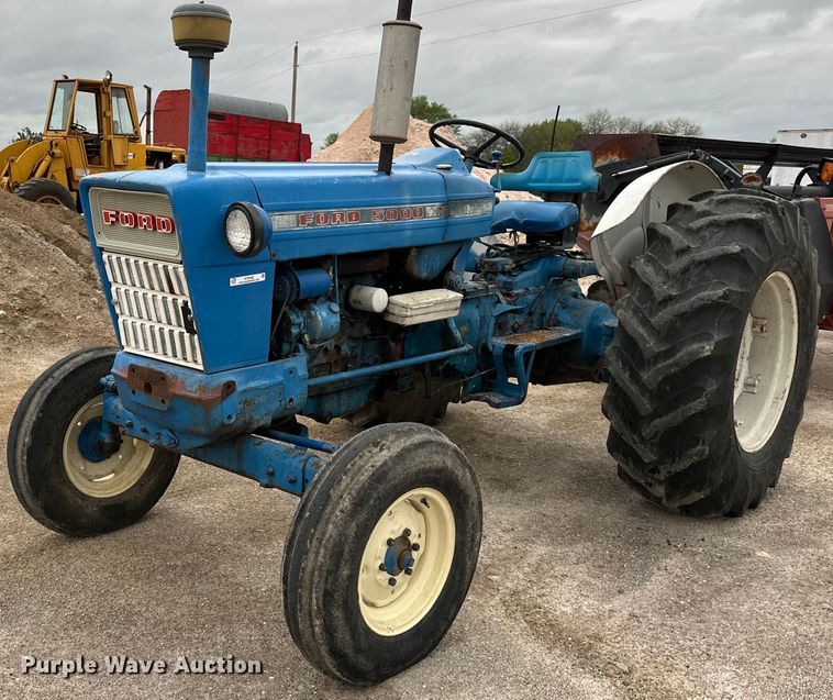 Ford 5000 tractor - NT9163