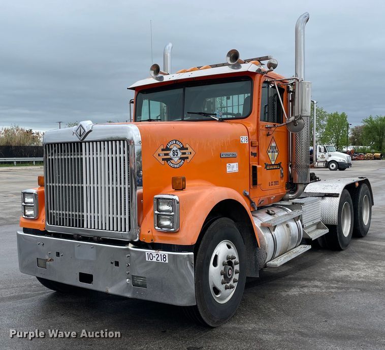 1998 International 9300 semi truck - DS5491