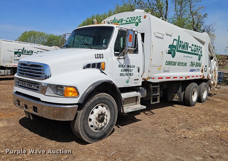 2004 Sterling Acterra refuse truck - EI3749