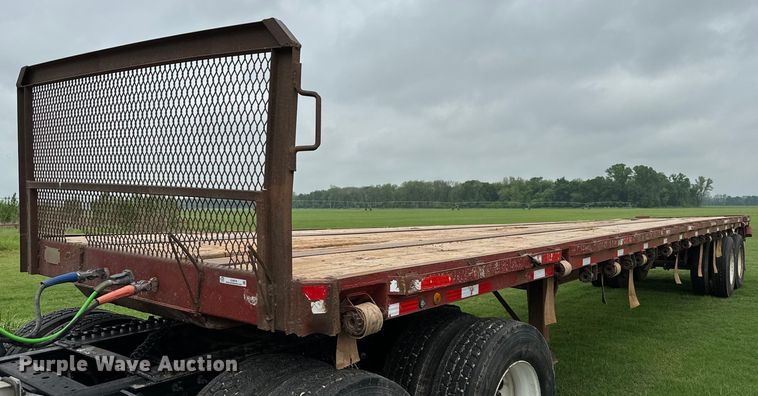 1980 Aztec flatbed trailer - EJ0579