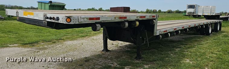 2010 Utility FS2CDHA drop deck equipment trailer - EJ6326