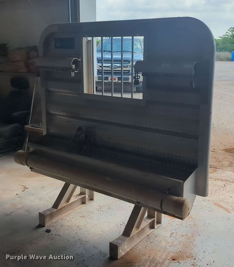 Merritt headache rack - NZ9681