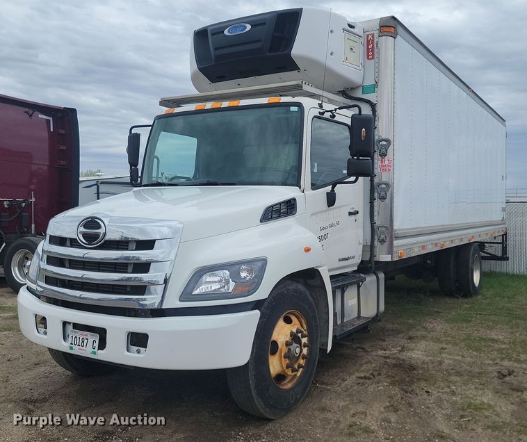 2015 Hino 338 refrigerated truck - NZ9816