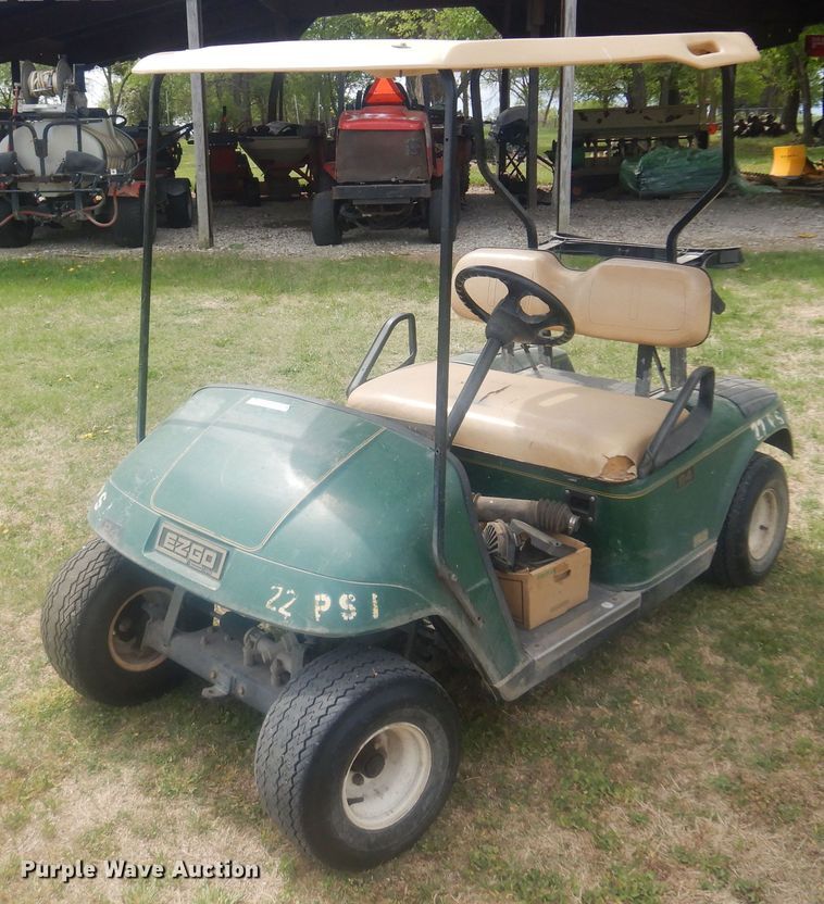 EZ-GO golf cart - NV9206