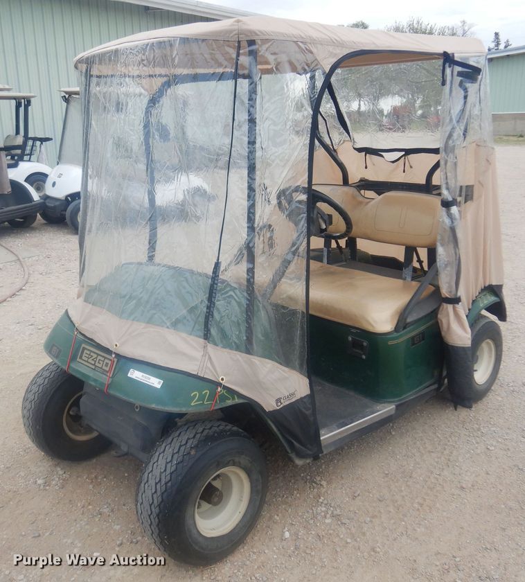 EZ-GO golf cart - NV9208