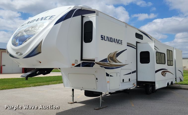 2012 Heartland Sundance 3300CK camper - DR4300