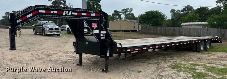 2020 PJ LD402 equipment trailer - DS2945