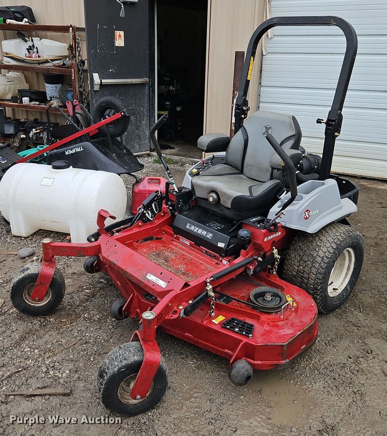 Exmark Lazer Z ZTR lawn mower - EI3812