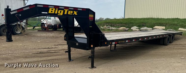 2023 Big Tex 22GN-40BK8SIR equipment trailer - EJ2698