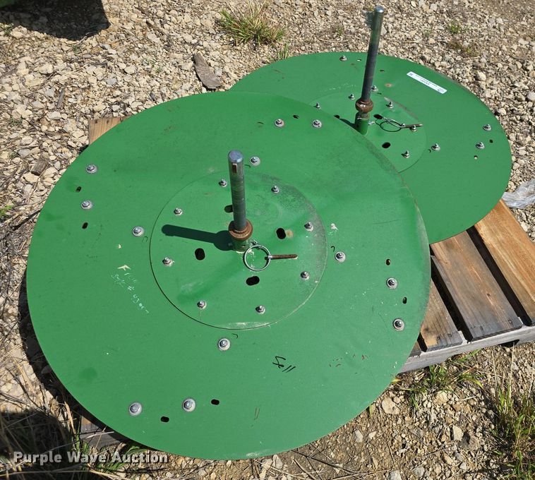 (2) chaff spreaders - EK5961