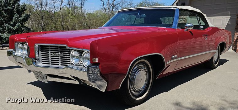 1969 Oldsmobile Delta 88 convertible - IO9911