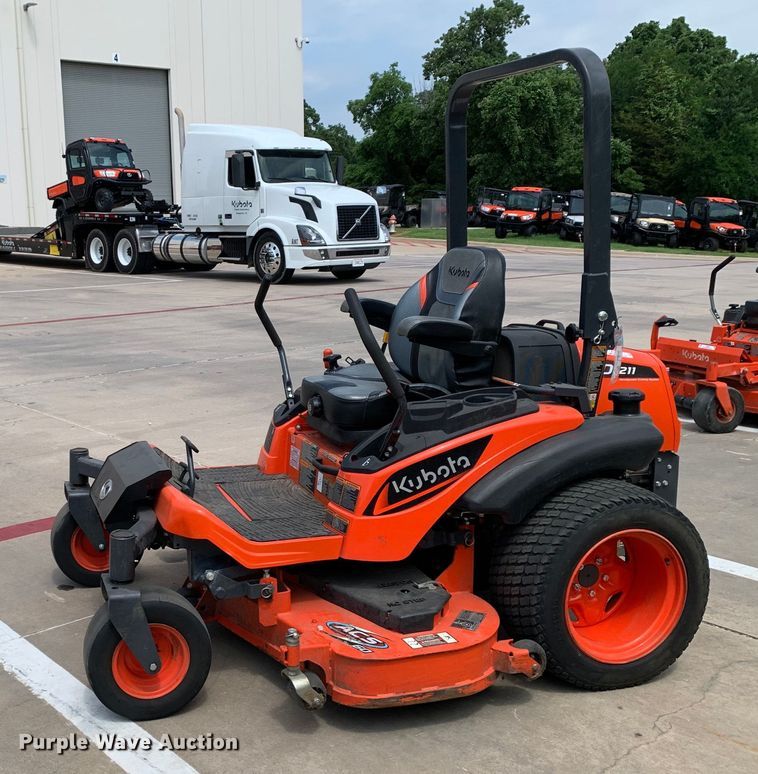2022 Kubota ZD1211 ZTR lawn mower - KX9996