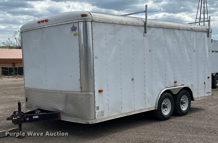 2013 Trail Master enclosed cargo trailer - LR9352
