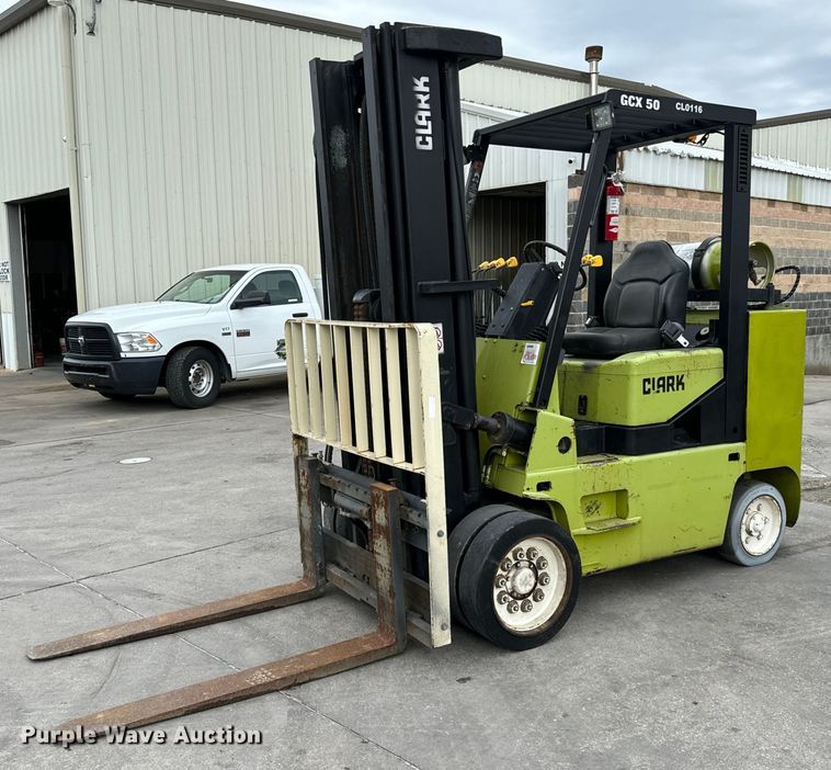Clark GCX50 forklift - NL9762
