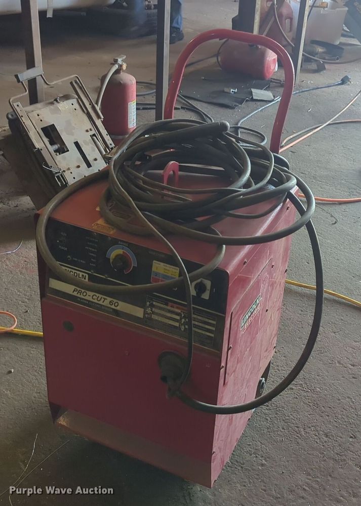 Lincoln Pro-Cut 60 plasma cutter - NZ9758