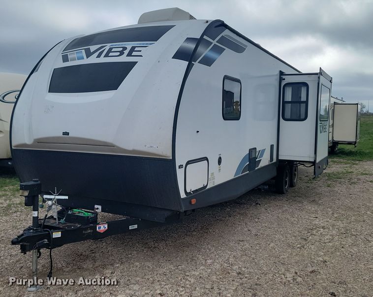 2021 Forest River  Vibe 33RK camper - NZ9824