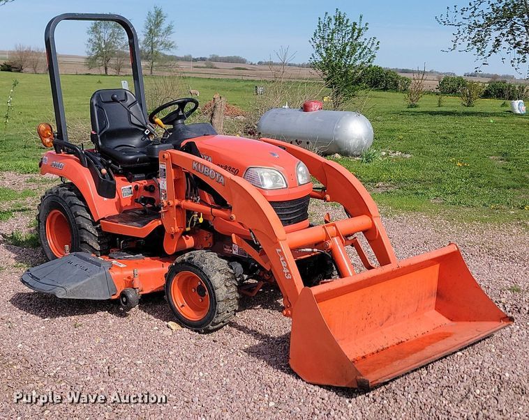 2005 Kubota  BX2350 MFWD tractor - NZ9856