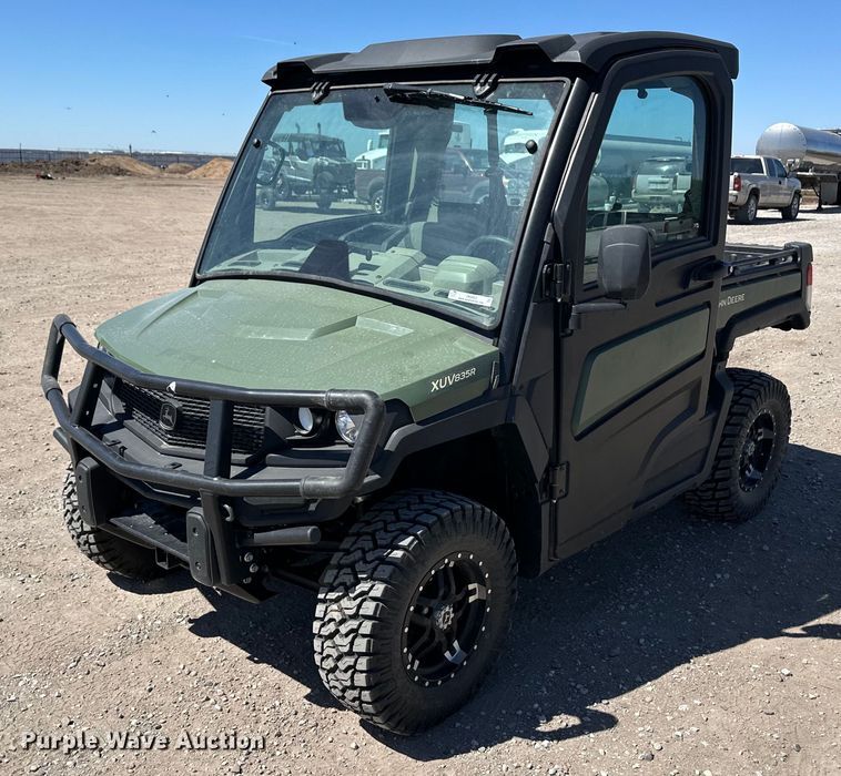 2023 John Deere XUV835R utility vehicle - OI9063