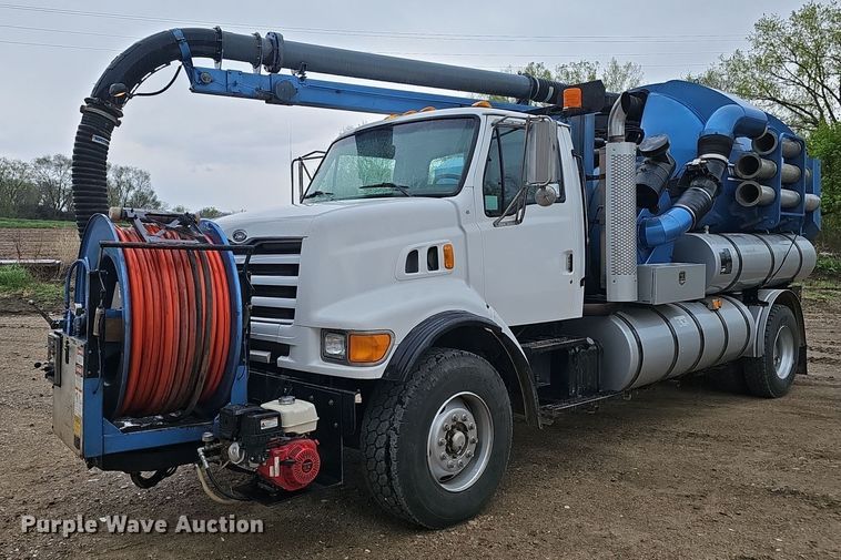 1998 Ford L8501 sewer jetter truck - DP0862