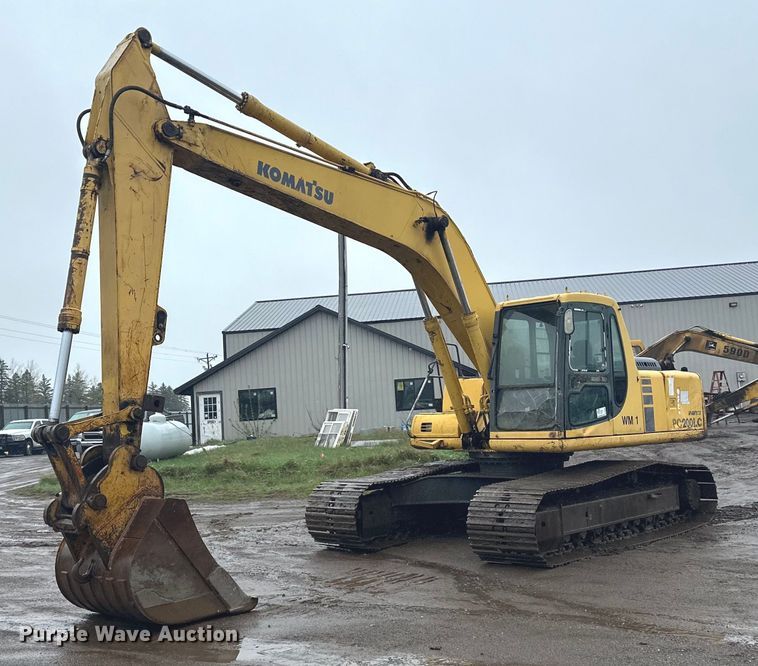 Komatsu PC200LC excavator - DQ0801