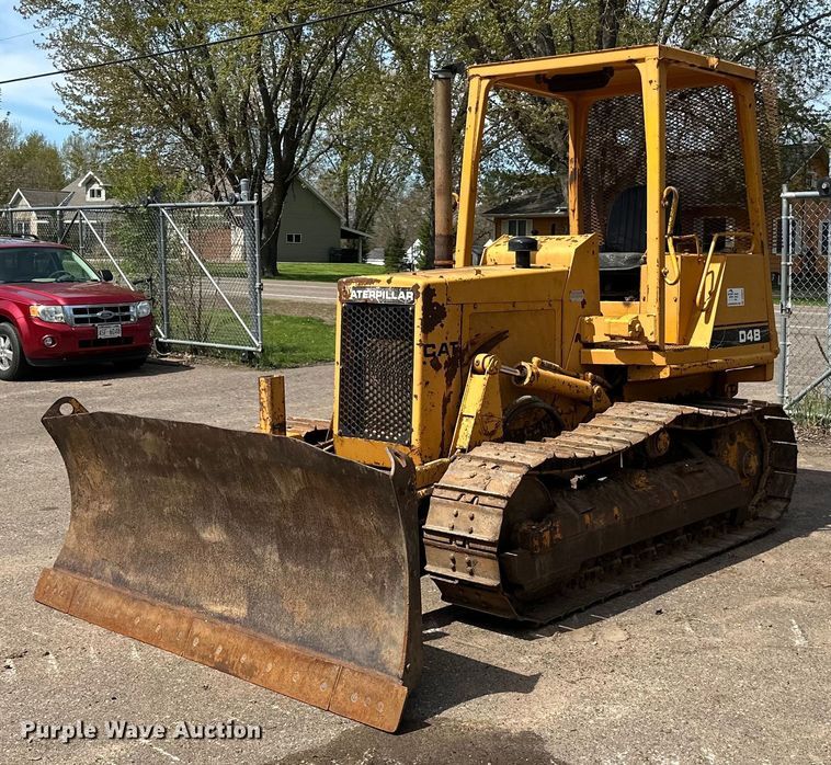1988 Caterpillar  D4B dozer - DQ0829