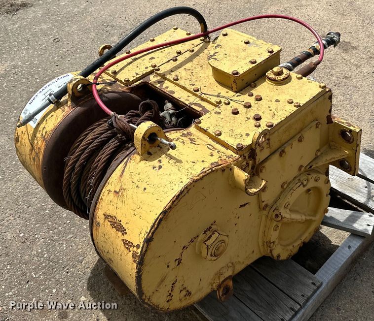 Caterpillar 53  dozer winch - DQ0830