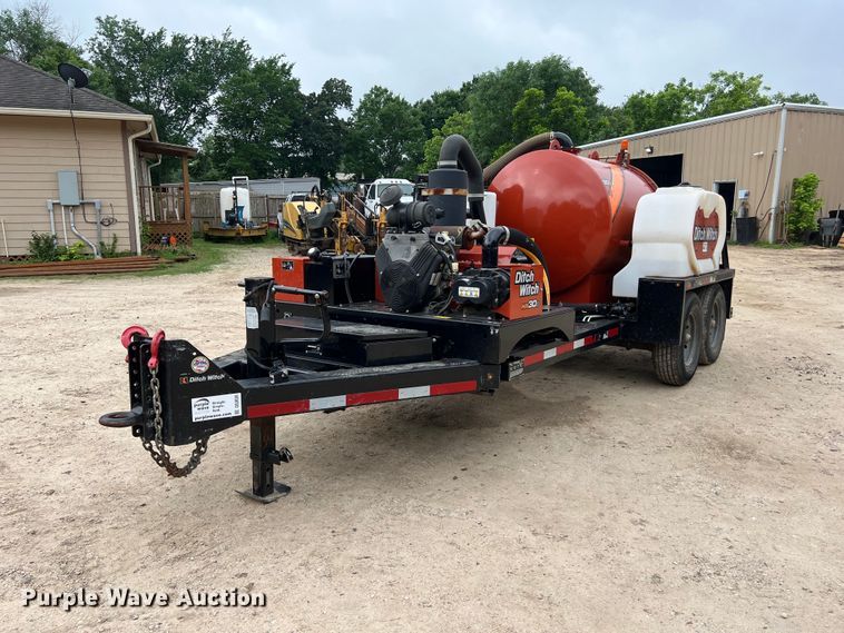2021 Ditch Witch  HX30G vacuum excavator - DS3035