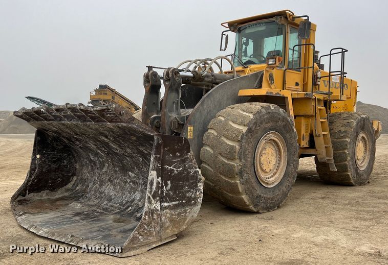 2004 Volvo  L330E wheel loader - DS3069