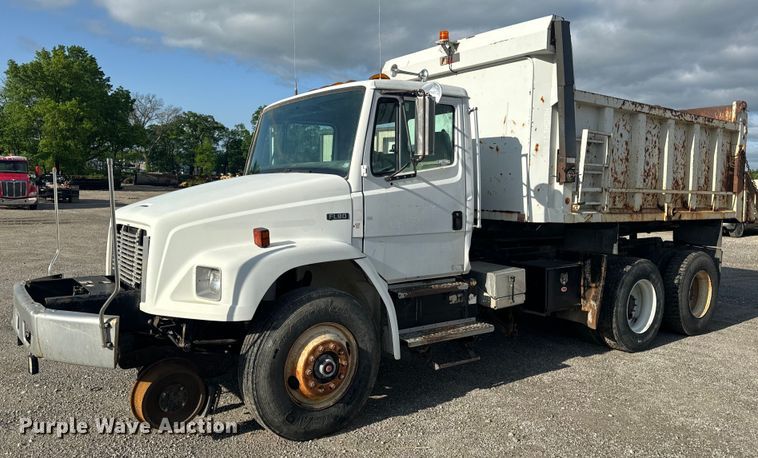 1999 Freightliner FL80 dump truck - EH6753