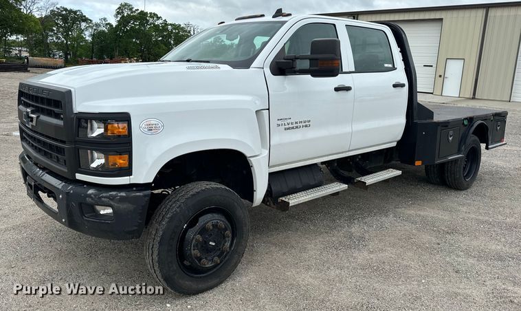 2019 Chevrolet Silverado 6500HD flatbed truck - EH6756