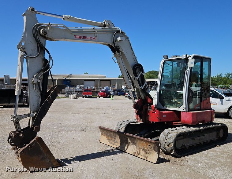 2016 Takeuchi TB280FR mini excavator - EI3803
