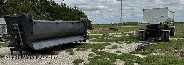 1992 Reliance  transfer trailer - NL9801