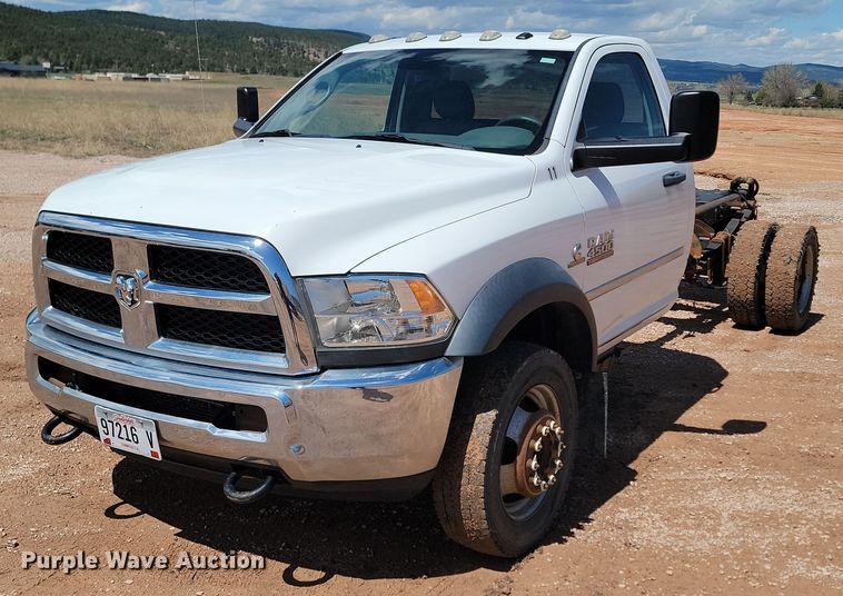 2016 Dodge Ram 4500HD truck cab and chassis - NZ9761