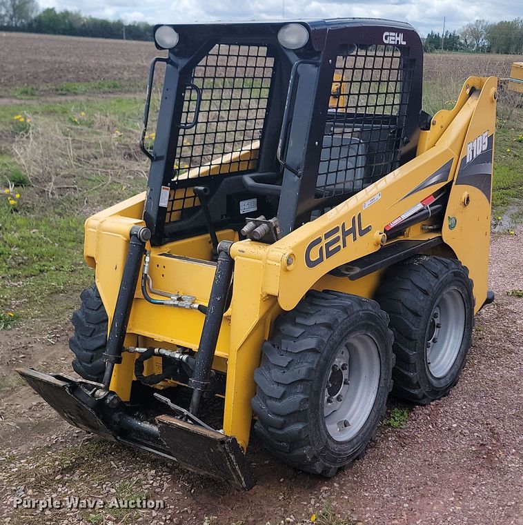 Gehl R105 skid steer loader - NZ9838