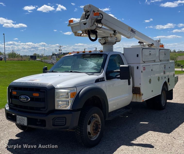 2012 Ford F450 Super Duty XL bucket truck - OG9941