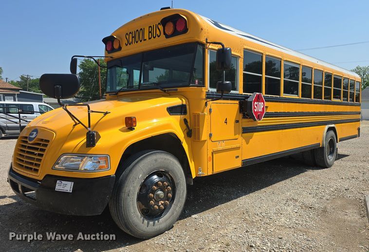 2015 Blue Bird  Vision school bus - DM1610